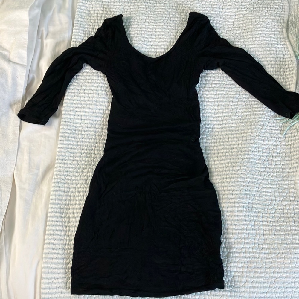 Black bodycon dress